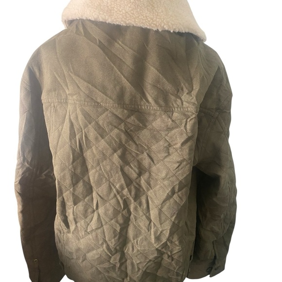 Pendleton Faux Shearling Trim Sidney Barn Coat in fatigue green - Picture 5 of 16